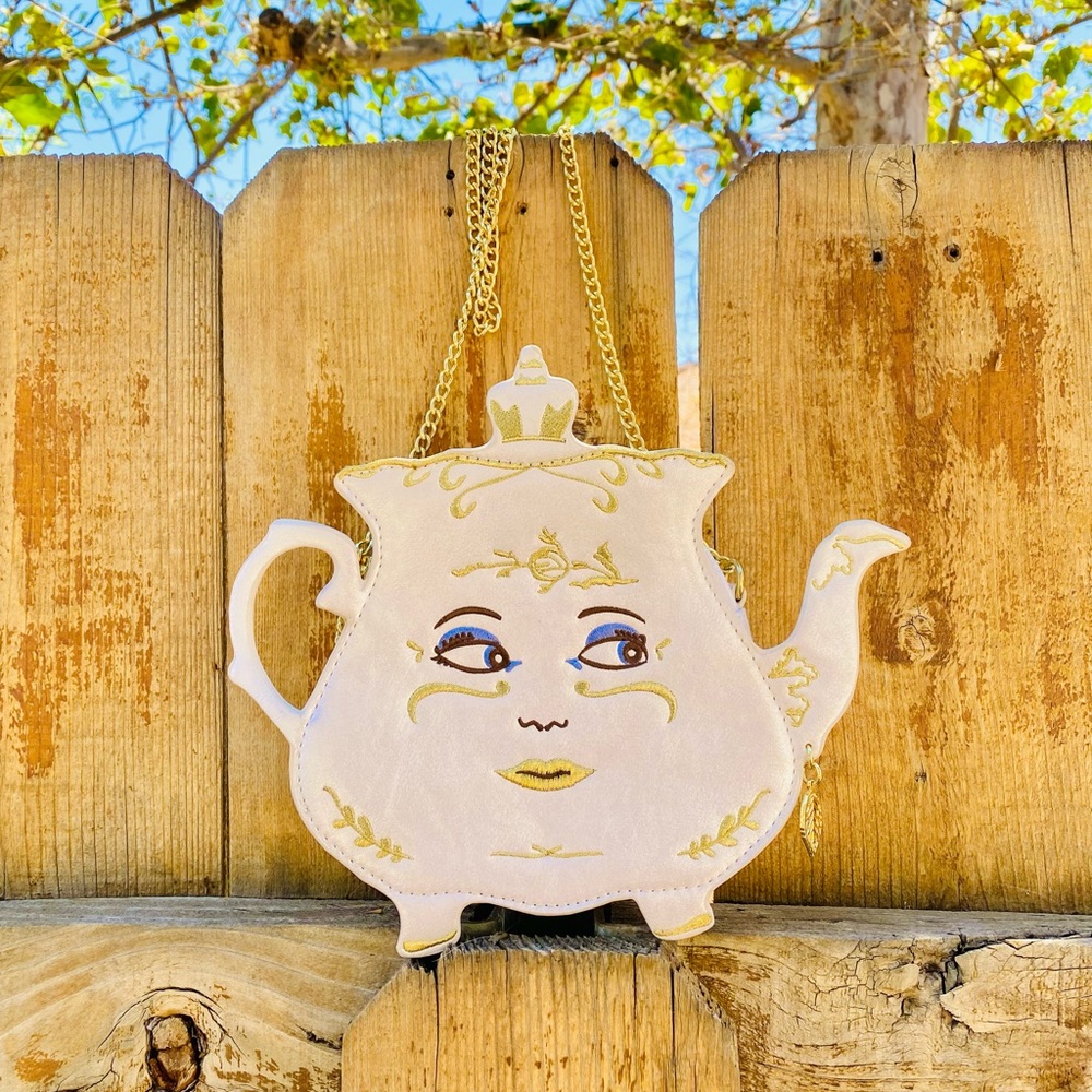 Danielle Nicole White & Gold Teapot Crossbody Bag
